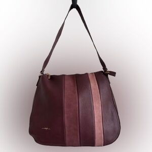 Espe ‘Daniela Wine’ vegan leather purse shoulder bag - NWT